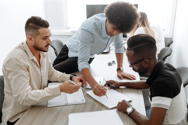 Formation de la communication visuelle, création et design innovant